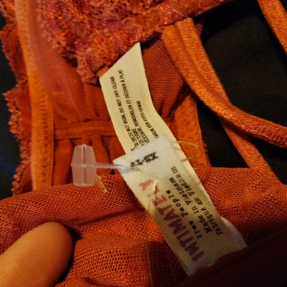 Coral bralette - Picture 5 of 6